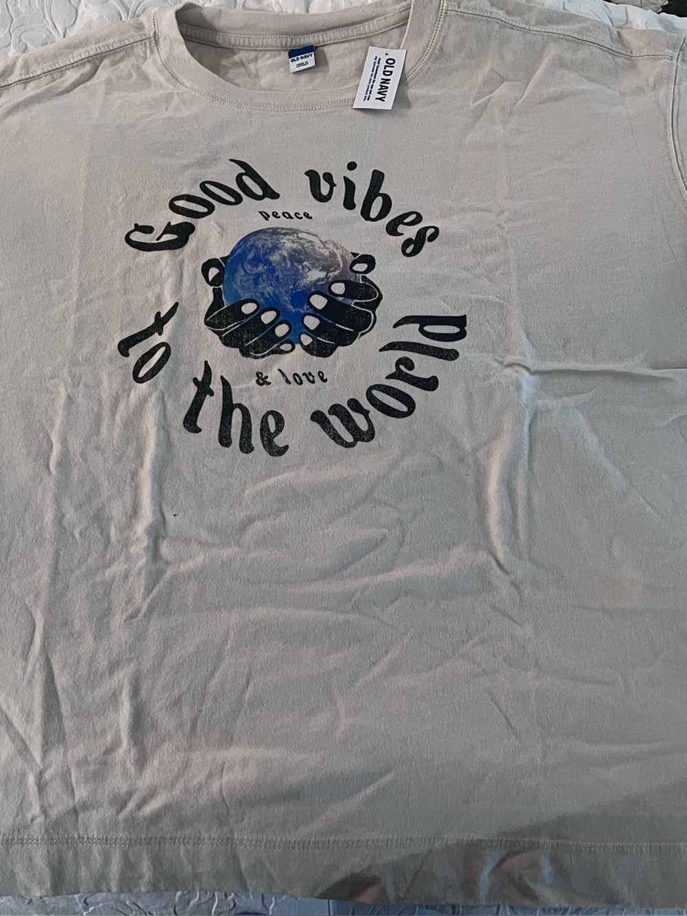 Old Navy Beige Graphic Tee Good Vibes To The World Women’s L